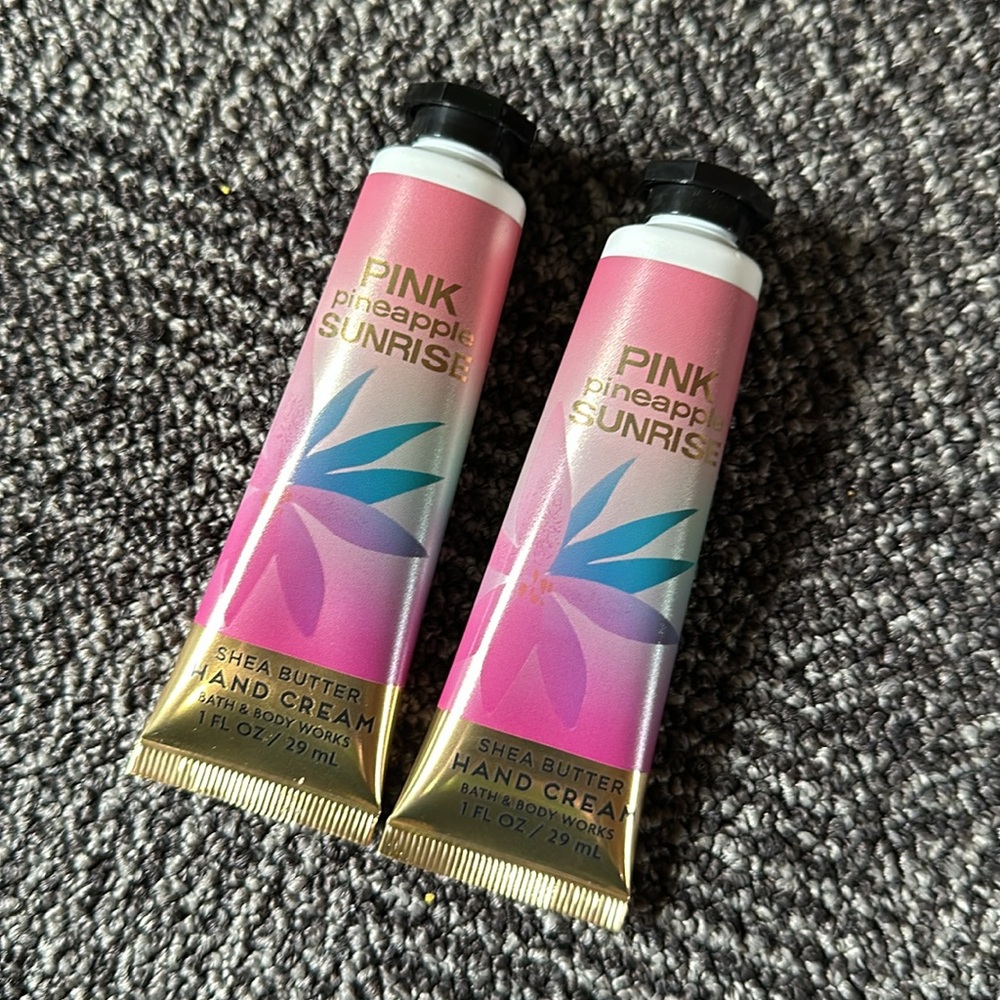 Bath & Body Works Pink Pineapple Sunrise Hand Cream - Picture 3 of 6